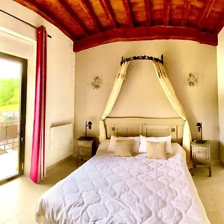 D' Hotes Domaine Des Mauves *